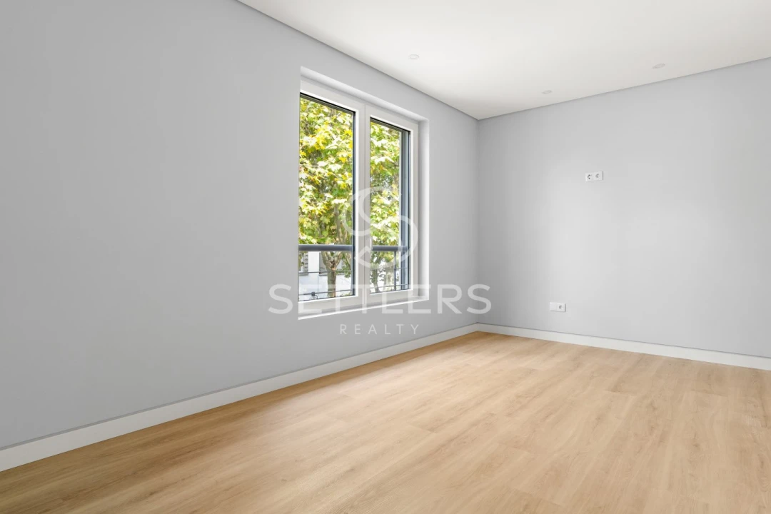 Apartamento T3 para Venda em Carcavelos e Parede Foto 20