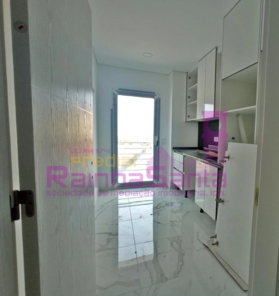 Apartamento T3 para Venda em São Pedro Foto 3