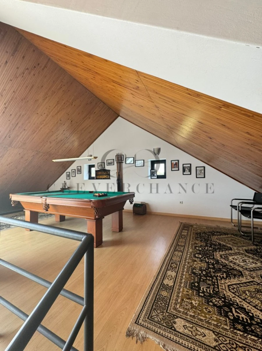 Moradia T6 para Venda em Aveleda Foto 4