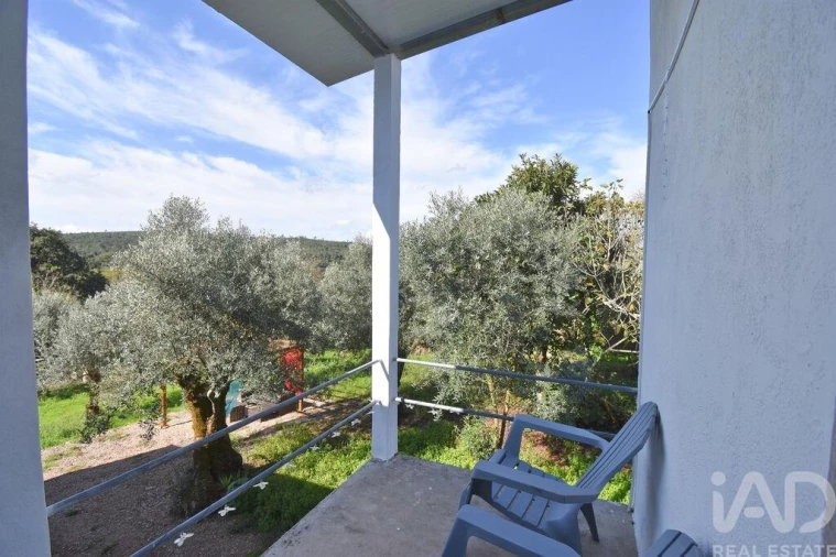 Moradia T3 para Venda em Cumeeira Foto 18