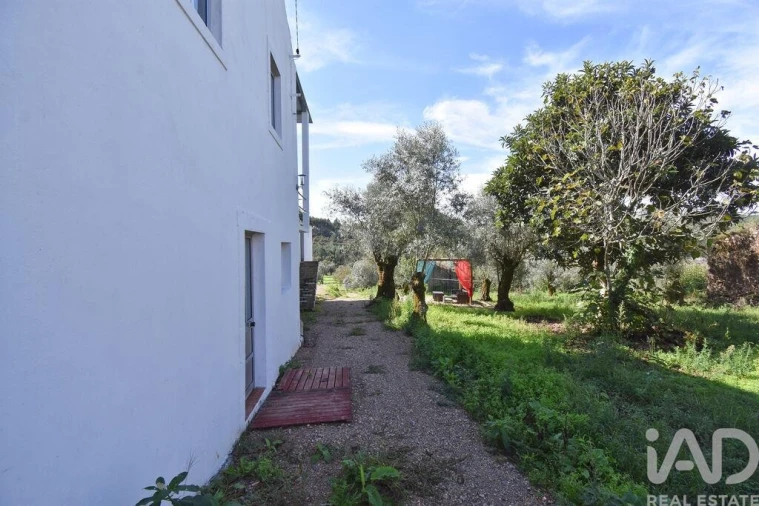 Moradia T3 para Venda em Cumeeira Foto 28