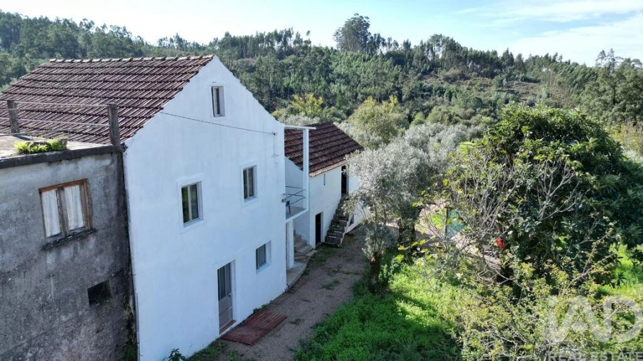 Moradia T3 para Venda em Cumeeira Foto 29