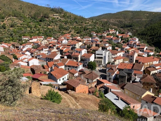 Moradia T4 para Venda em Sobreira Formosa e Alvito da Beira Foto 28