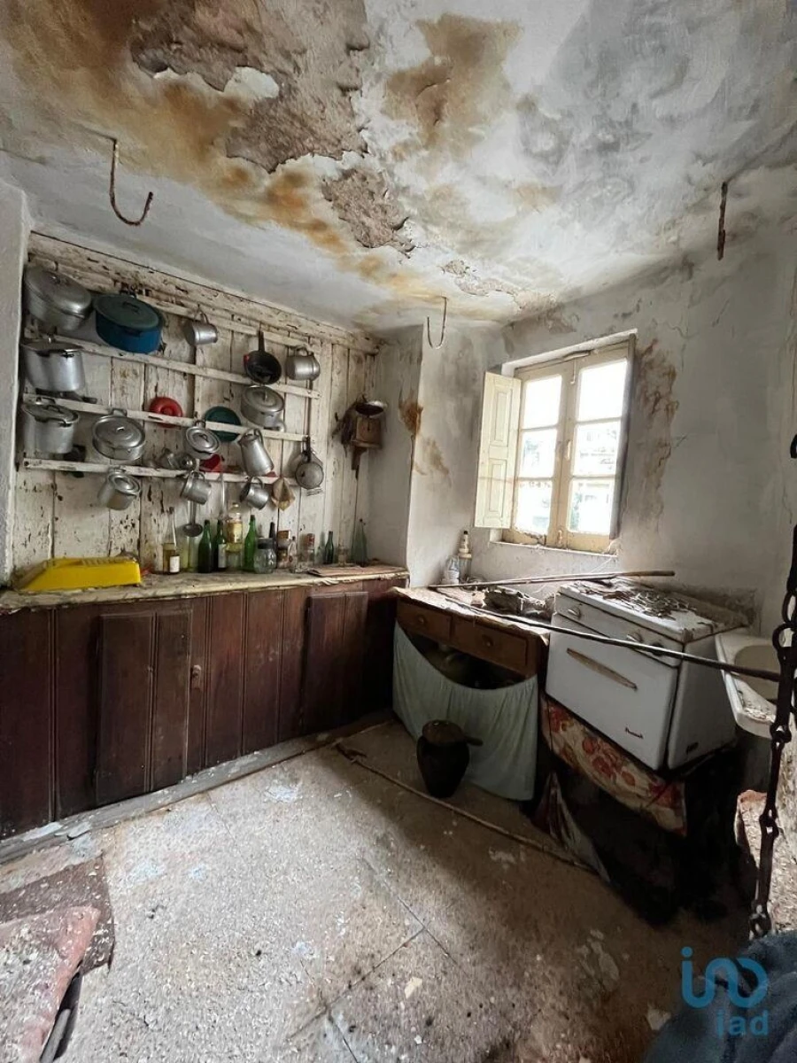 Moradia T4 para Venda em Sobreira Formosa e Alvito da Beira Foto 5