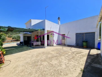 Moradia T3 para Venda em Querença, Tôr e Benafim