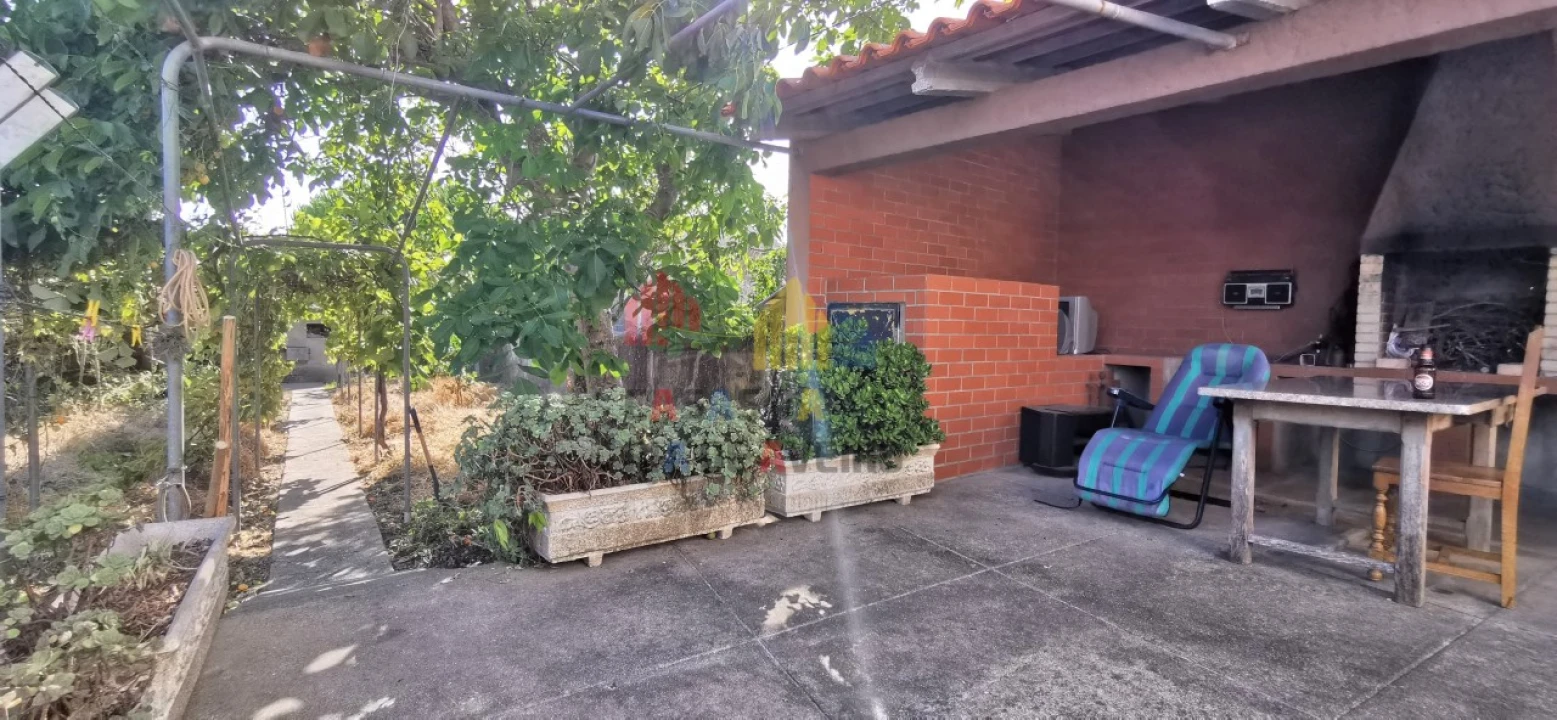 Moradia T4 para Venda em Monte Foto 2