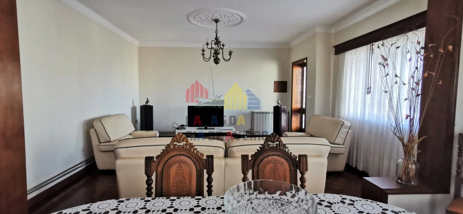 Moradia T4 para Venda em Monte Foto 5