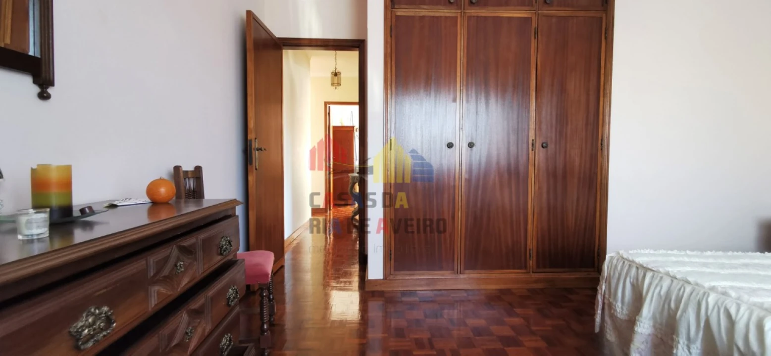 Moradia T4 para Venda em Monte Foto 18