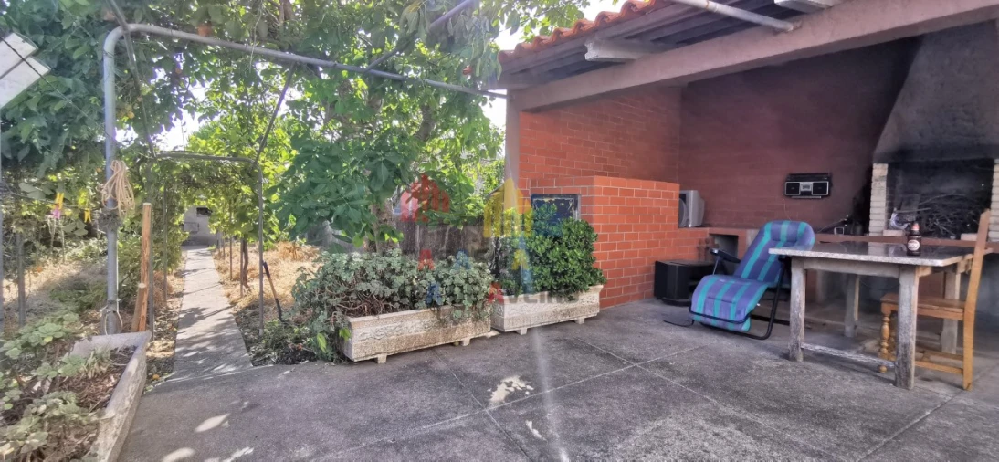 Moradia T4 para Venda em Monte Foto 2