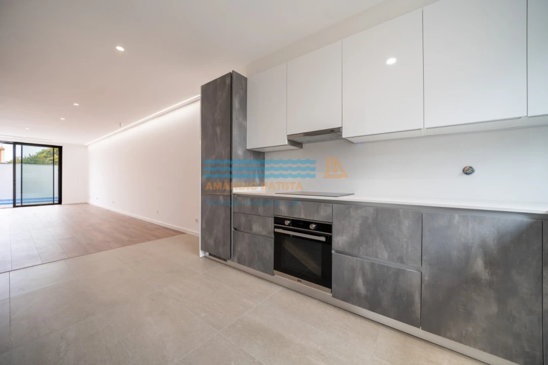 Moradia T3 para Venda em Moncarapacho e Fuseta Foto 7