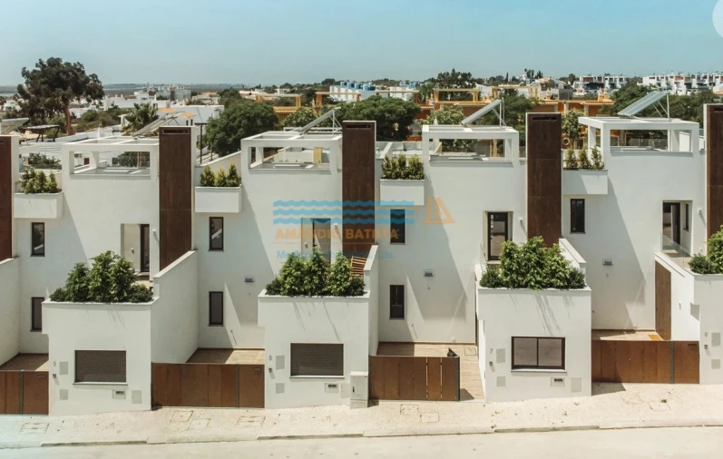 Moradia T3 para Venda em Moncarapacho e Fuseta Foto 1