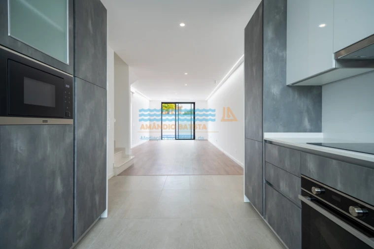 Moradia T3 para Venda em Moncarapacho e Fuseta Foto 6