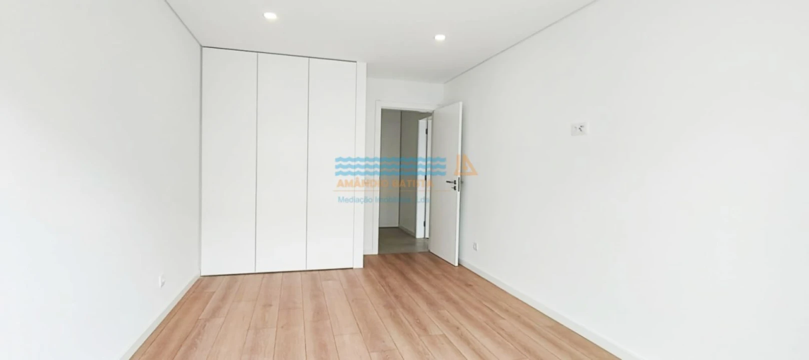 Apartamento T2 para Venda em Conceição e Cabanas de Tavira Foto 9