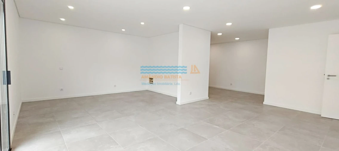 Apartamento T2 para Venda em Conceição e Cabanas de Tavira Foto 3