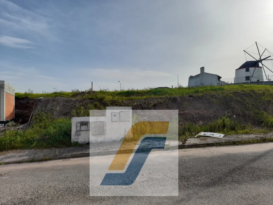 Terreno para Venda em Lourinhã e Atalaia Foto 12