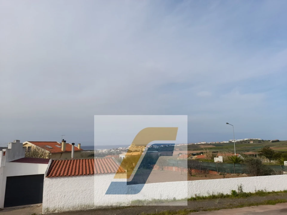 Terreno para Venda em Lourinhã e Atalaia Foto 6