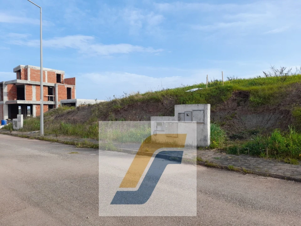 Terreno para Venda em Lourinhã e Atalaia Foto 10