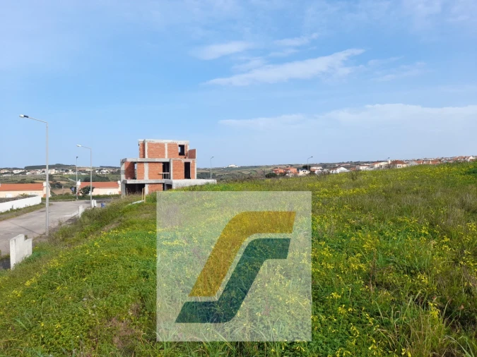 Terreno para Venda em Lourinhã e Atalaia Foto 9