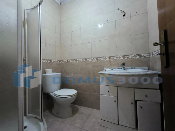 Moradia T2 para Venda em Cumieira Foto 17