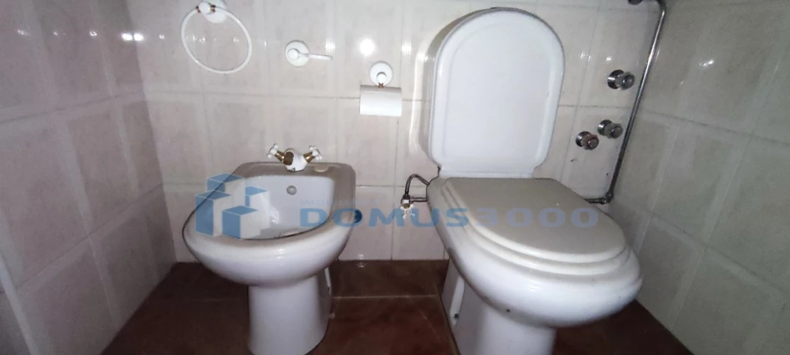 Moradia T2 para Venda em Sanfins do Douro Foto 17