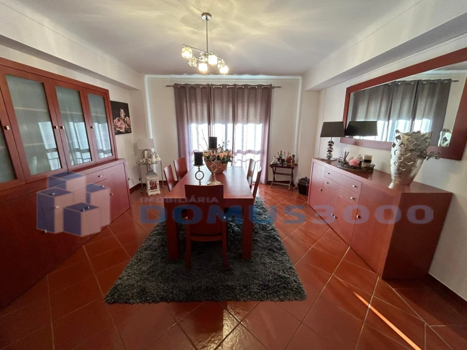 Apartamento T3 para Venda em Peso da Régua e Godim Foto 2