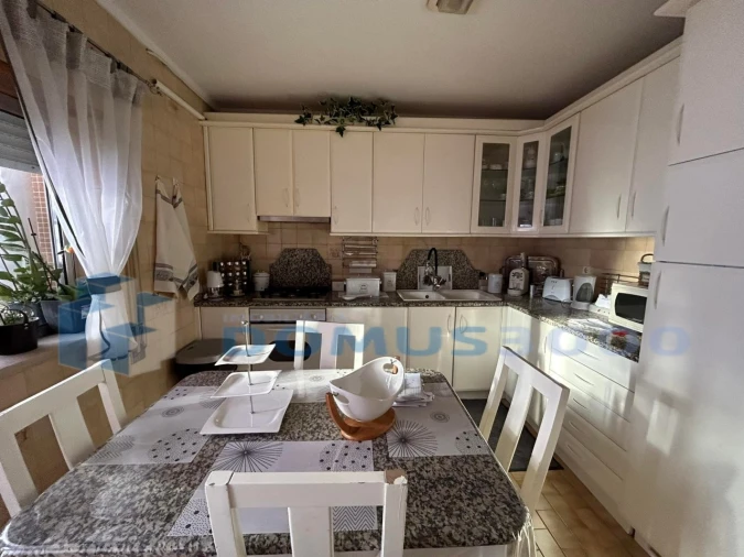 Apartamento T3 para Venda em Peso da Régua e Godim Foto 5