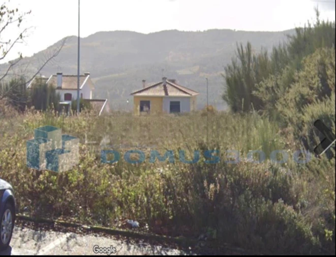 Terreno para Venda em Paços Foto 1