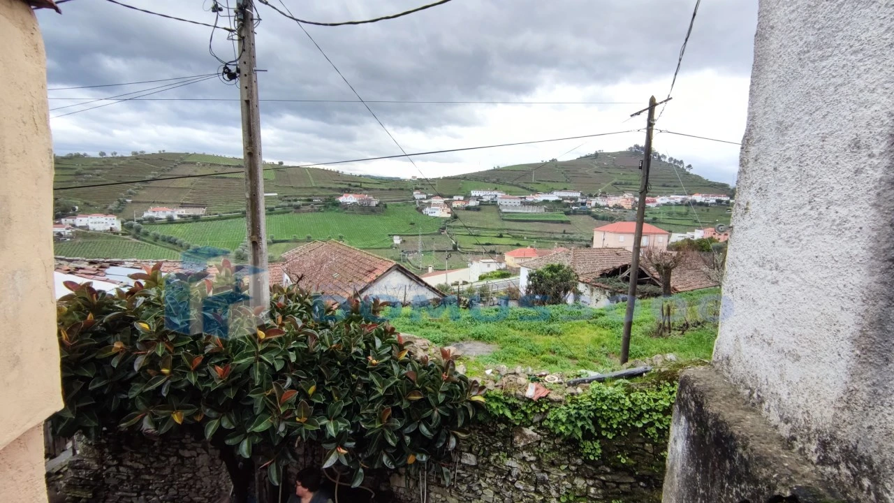 Moradia para Venda em Lobrigos (São Miguel e São João Baptista) e Sanhoane Foto 2