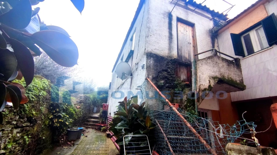 Moradia para Venda em Lobrigos (São Miguel e São João Baptista) e Sanhoane