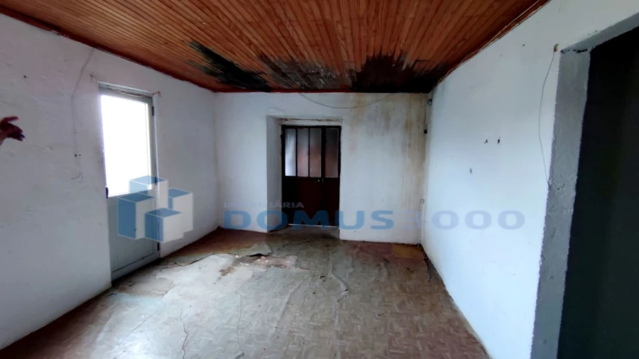 Moradia para Venda em Lobrigos (São Miguel e São João Baptista) e Sanhoane Foto 12