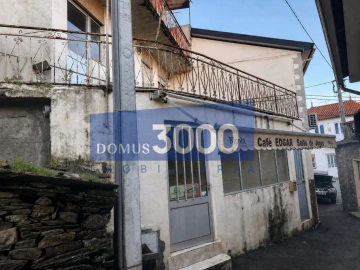 Moradia T2 para Venda em Nogueira e Ermida