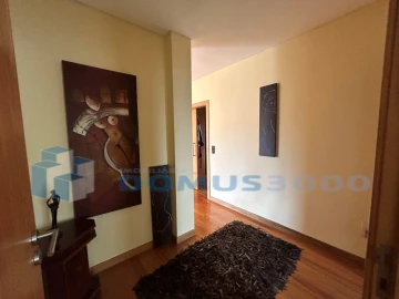 Moradia T4 para Venda em Folhadela