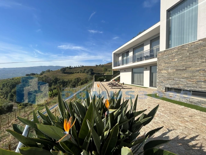 Moradia para Venda em Peso da Régua e Godim Foto 28