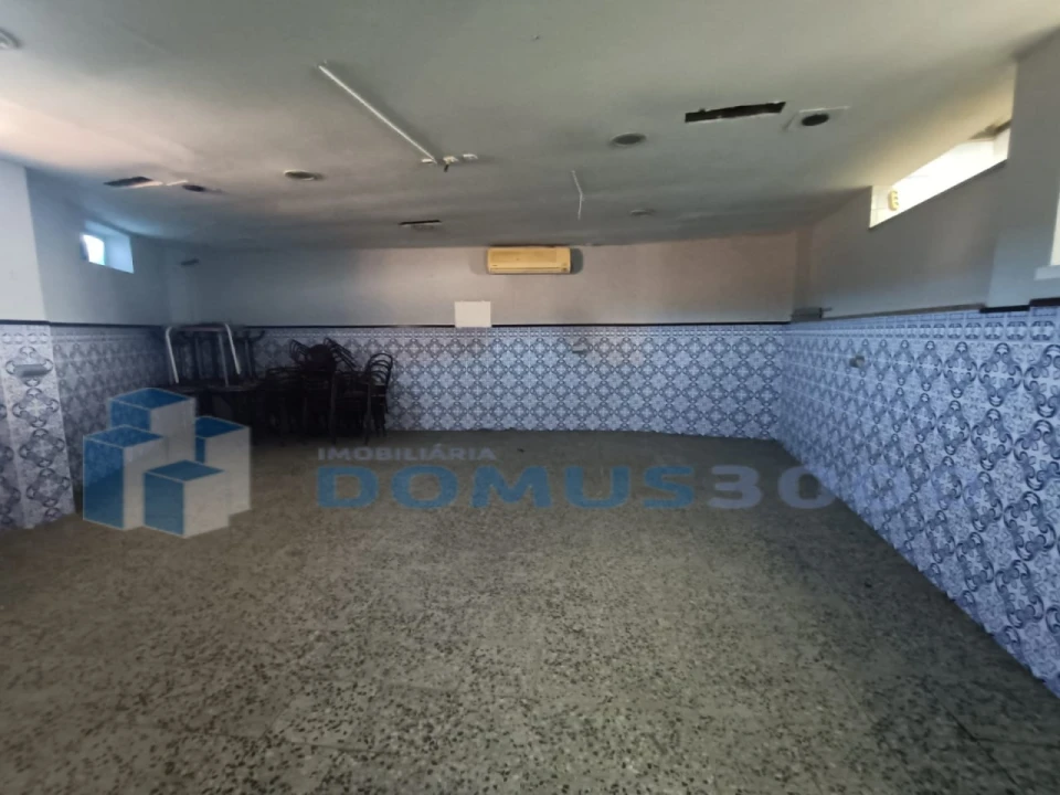 Negócio para Venda em Peso da Régua e Godim Foto 6