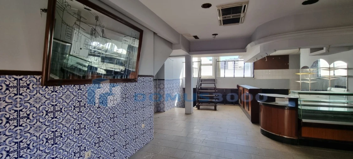 Negócio para Venda em Peso da Régua e Godim Foto 3