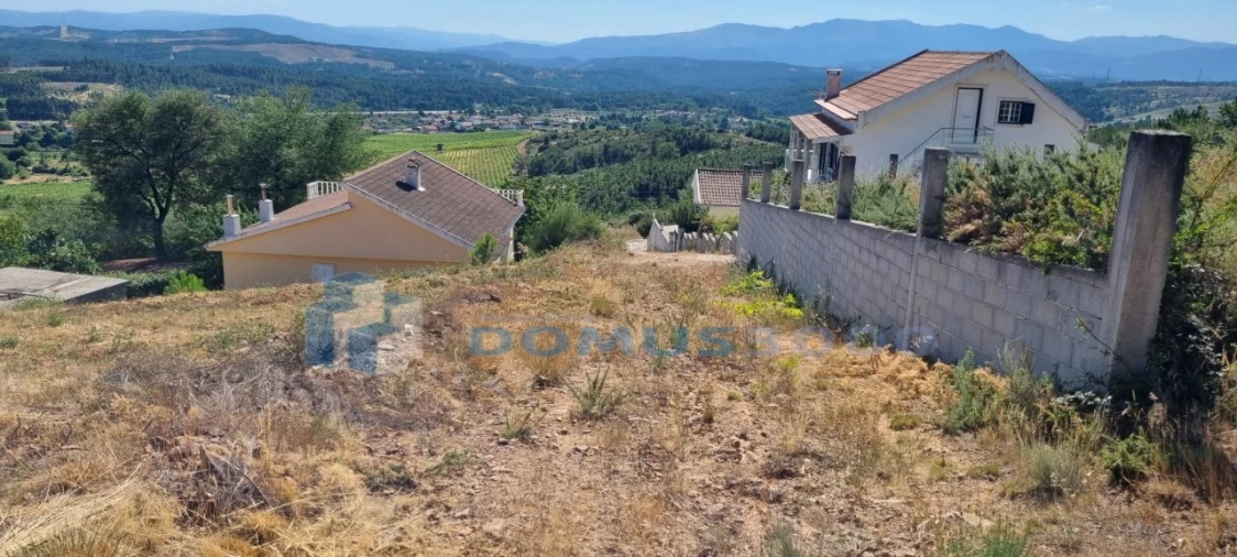 Terreno para Venda em São Martinho de Antas e Paradela de Guiães Foto 4