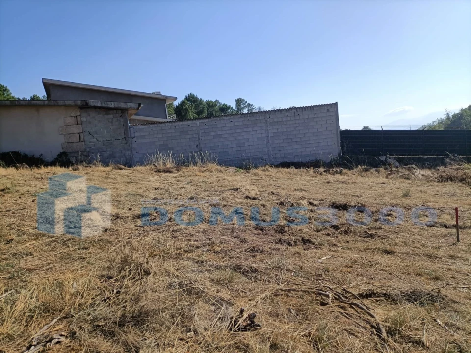 Terreno para Venda em Mouçós e Lamares Foto 10