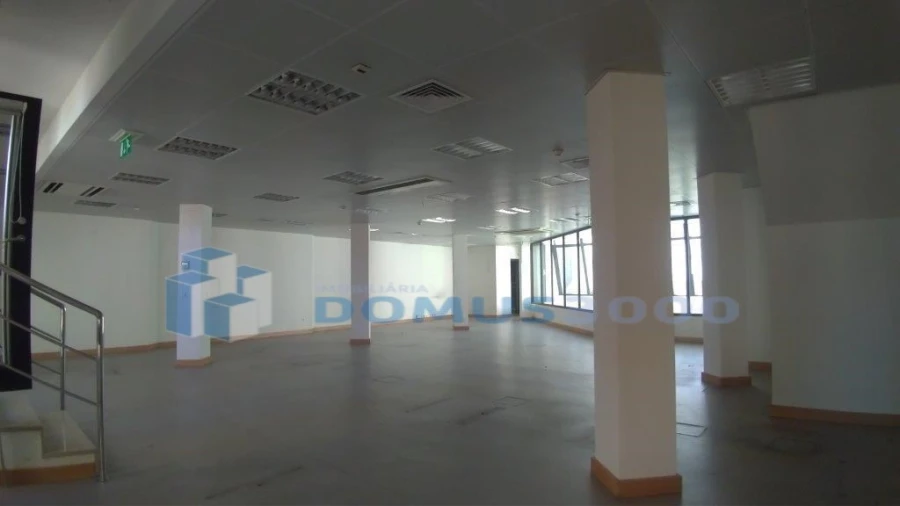 Prédio para Venda em Nossa Senhora da Conceição, São Pedro e São Dinis Foto 5