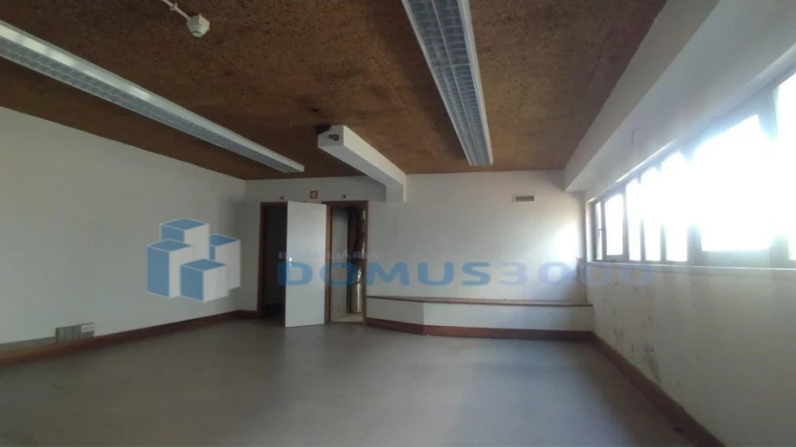 Prédio para Venda em Nossa Senhora da Conceição, São Pedro e São Dinis Foto 6