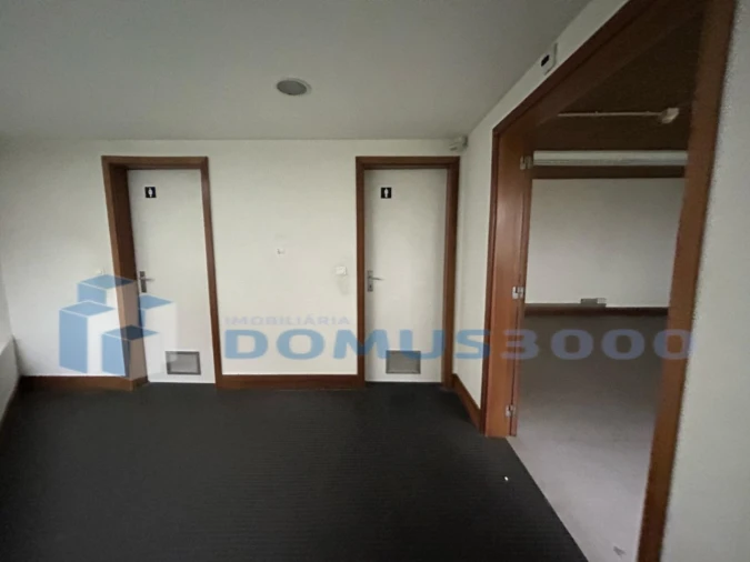 Prédio para Venda em Nossa Senhora da Conceição, São Pedro e São Dinis Foto 12