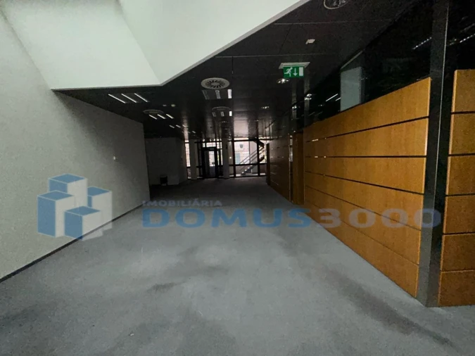 Prédio para Venda em Nossa Senhora da Conceição, São Pedro e São Dinis Foto 21