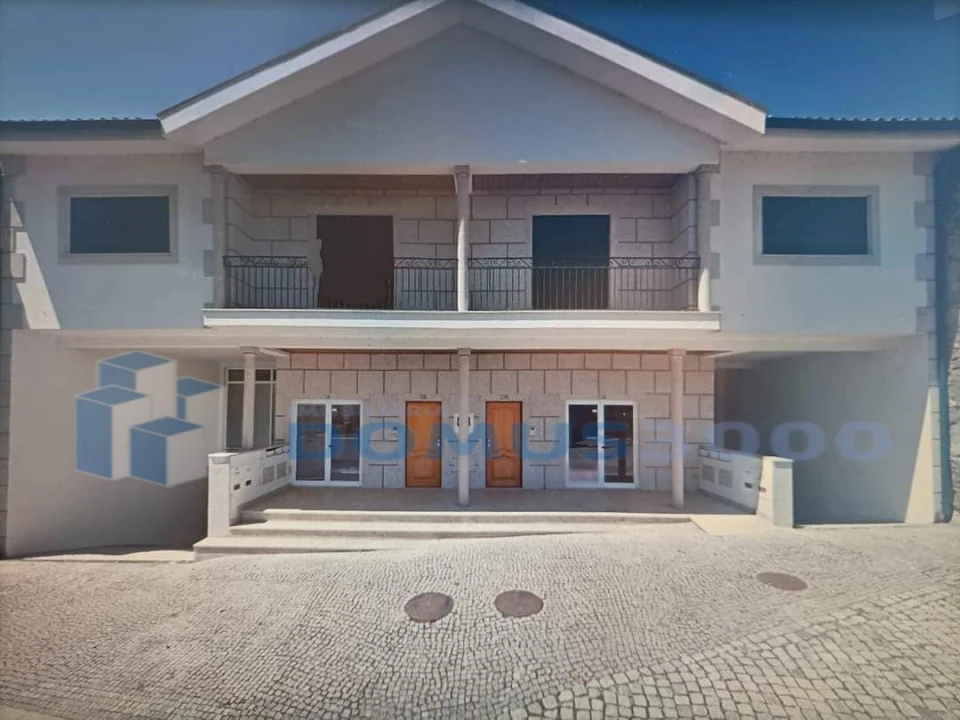 Loja para Venda em Murça Foto 1