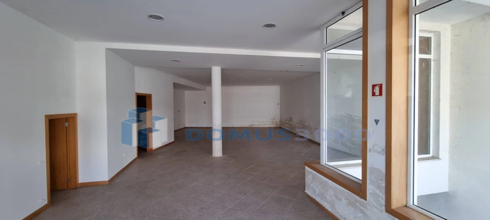 Loja para Venda em Murça Foto 3