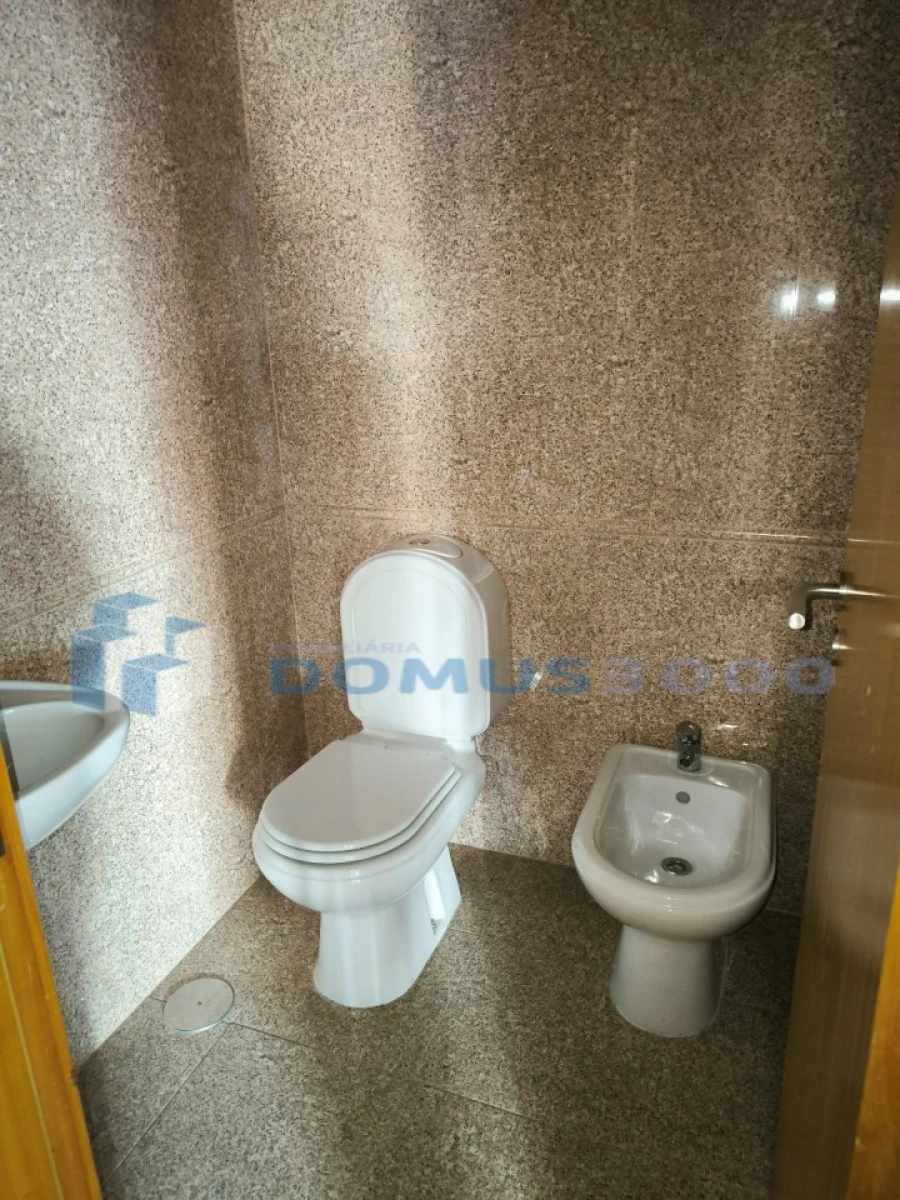 Loja para Venda em Murça Foto 7