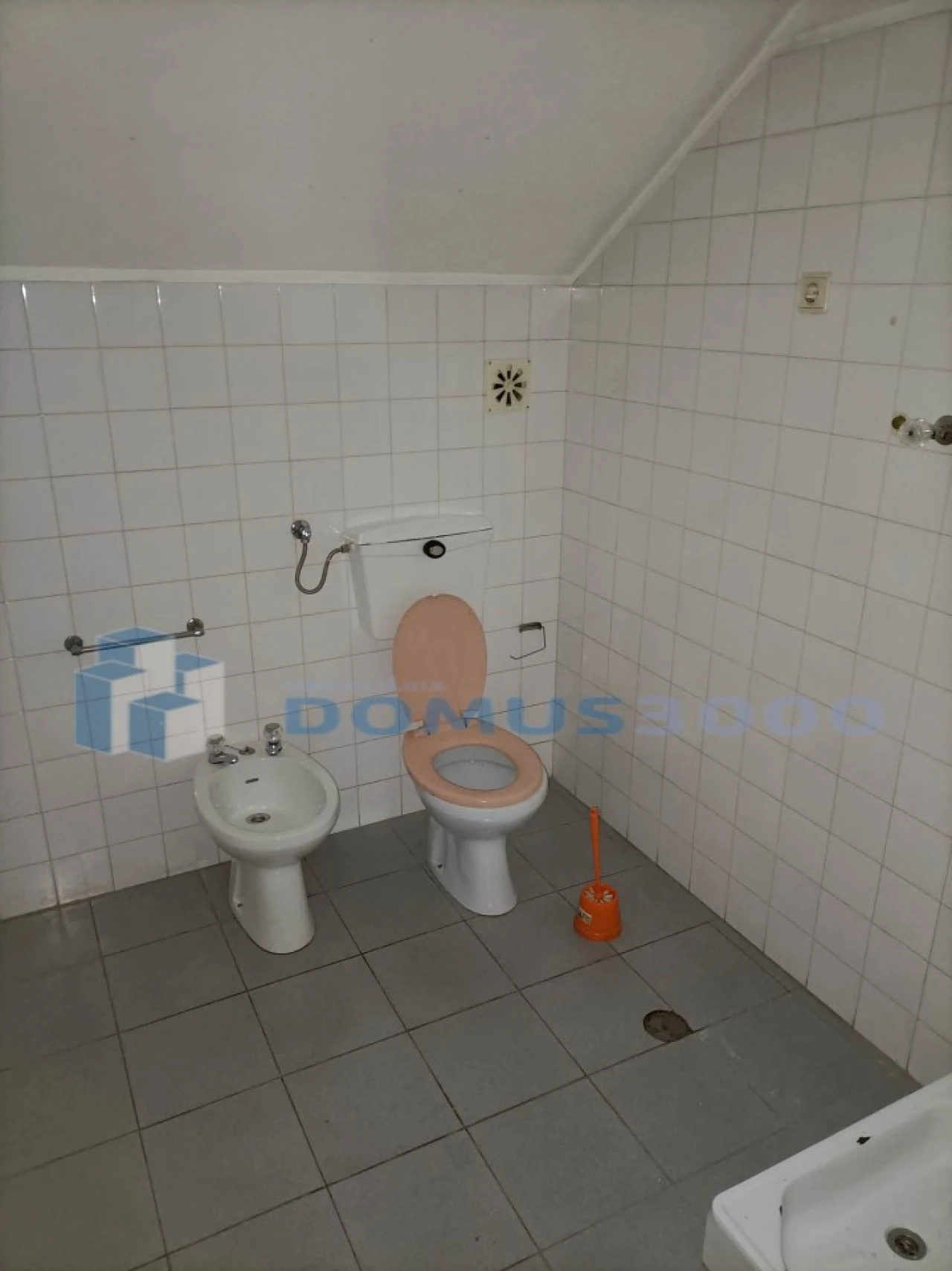 Loja para Arrendamento em Nossa Senhora da Conceição, São Pedro e São Dinis Foto 7