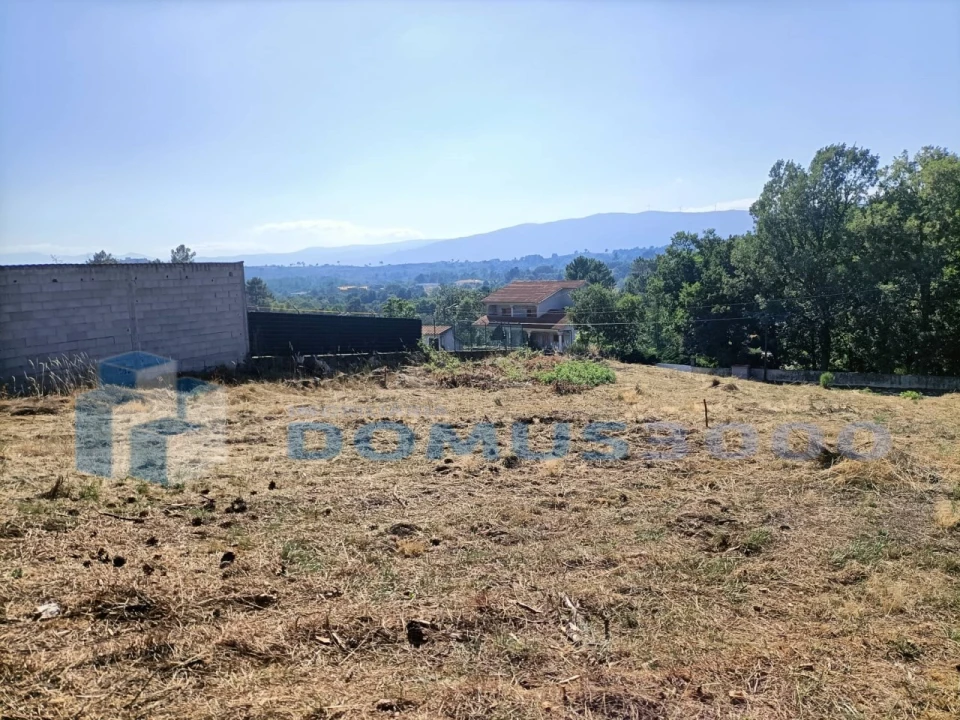 Terreno para Arrendamento em Mouçós e Lamares Foto 11