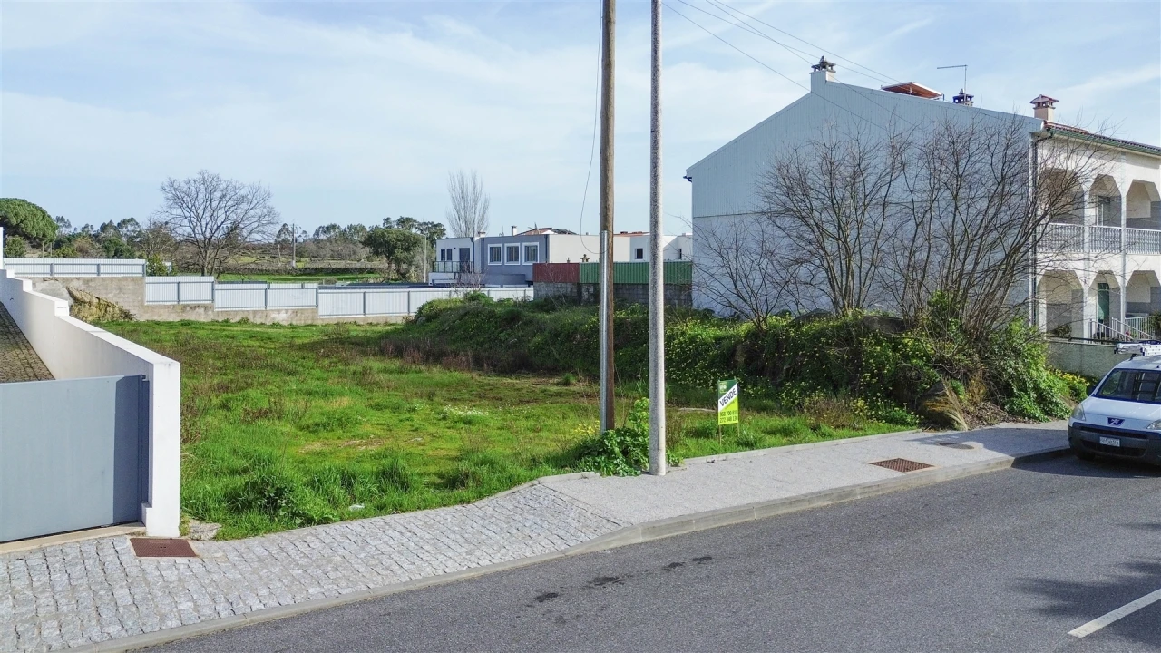 Terreno para Venda em Castelo Branco Foto 3
