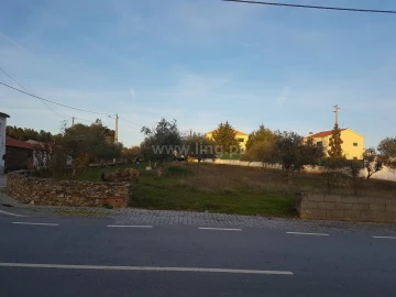 Terreno para Venda em Benquerenças