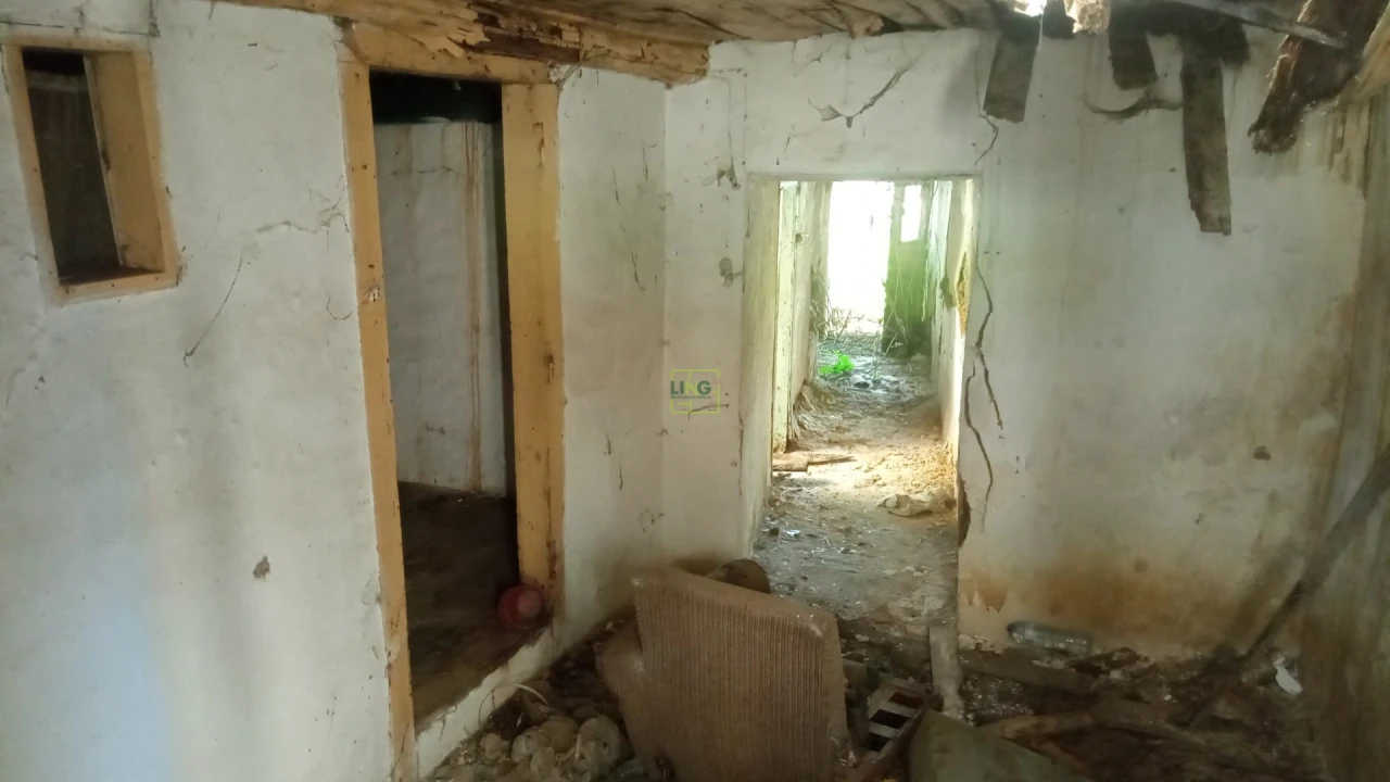 Moradia T0 para Venda em Cebolais de Cima e Retaxo Foto 15