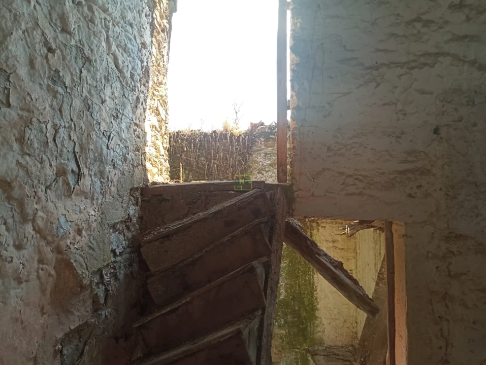 Moradia T0 para Venda em Cebolais de Cima e Retaxo Foto 28